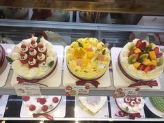 -花花卷卷·鲜食蛋糕(静安久光百货店)