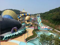 -平湖九龙山乐满地水上乐园