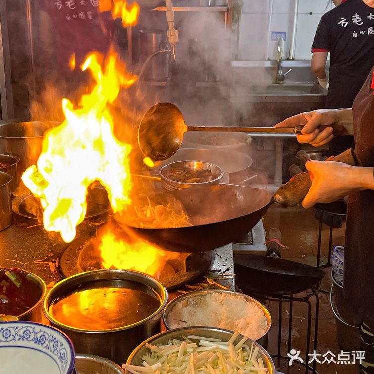腰花番茄汁拌川｜方老大面馆