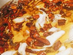水煮草鱼-渝信川菜 · 川味家常菜(长安店)