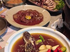 -草家酱蟹炭火烤肉店(珲春南路一店)