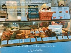 面包甜点陈列柜-DRUNK BAKER(上海陕康里店)