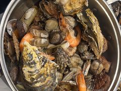 -赶海部落海鲜城(海阳路店)