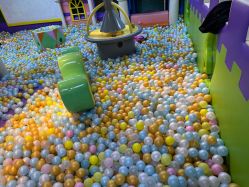 -宝贝渡口儿童游乐园(香炉礁山姆店)