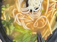 -龙记桂林米粉(财满街店)