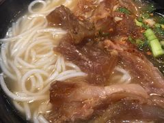 牛筋米线-章记香港仔鱼蛋王(西洋菜街店)