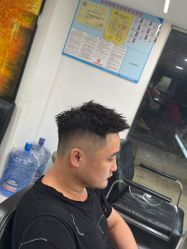 -乾健·烫染·接发SALON