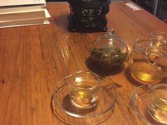 -物质生活书·酒吧