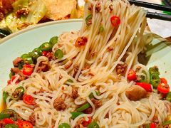 -八月美食小馆(银泰城总店)