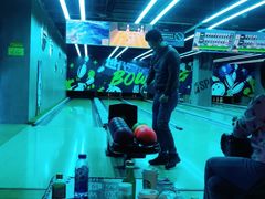 -世代星球·保龄球·镭战真人CS·团建(杨浦店)