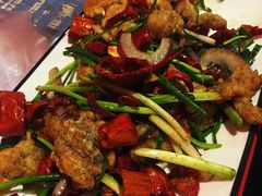 -虾弄弄海派小龙虾·牛羊蝎子火锅