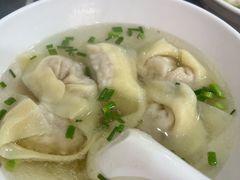 虾仁鲜肉馄饨-潘国仙耳光馄饨(黄家阙路店)