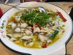 酸菜鱼-小鳌陪你小排档·四季小龙虾·田鸡·宵夜(中央第五街店)