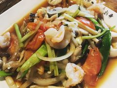 -阿飞冲浪旅店一馆