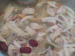 -池云涧自然椰子鸡(万泰汇店)