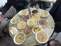 -正宗胖子抻面馆(岭东路店)