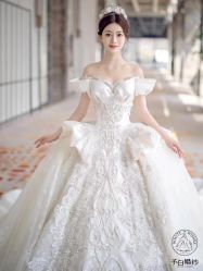 -予白婚纱礼服馆