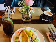 -YUE·6·西式融合餐厅(外滩六号店)