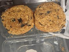 -白玉兰食品甜凤店(合生汇店)