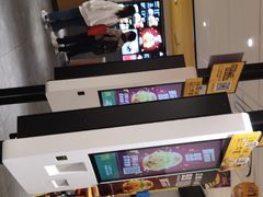 -麦当劳(顾村公园店)