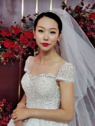 -乔伊婚纱
