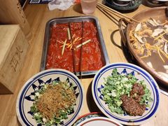 -洱火云南酸菜牛肉火锅(石景山当代商城店)