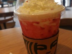 -星巴克(前滩世贸中心店)