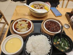 -三千粉牛肉米粉(来客茂店)