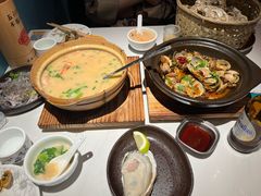 -蚝堡海鲜·威海菜·海肠捞饭·烧烤·亚洲吃蚝公司(幸福门店)