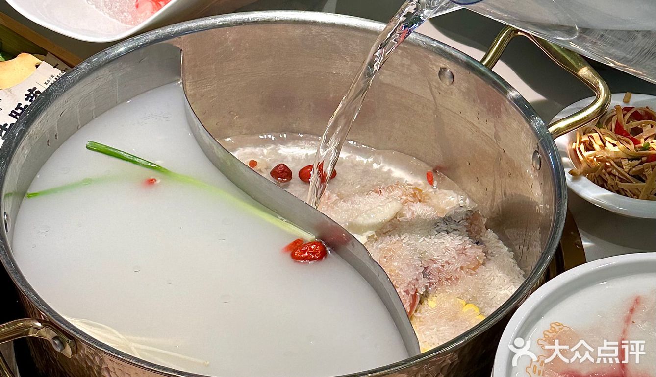 为了这碗海鲜粥我可以来环球港N次…🤤