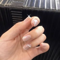 -七月美睫 美甲