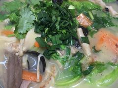 -点蹄擂椒猪脚饭(天虹汇一城店)