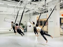 -Jumphai室内蹦极运动