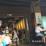 两个6、7岁的娃娃一起喝的一杯大杯的、足够