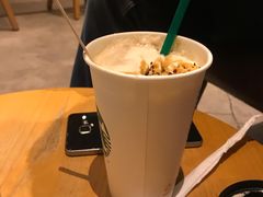 圣诞庆典蛋糕-星巴克臻选(成都环球乐天店)