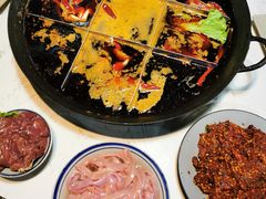 -铜元老码头鳝鱼火锅