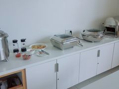 -卡罗酒店(东门晒布地铁站店)