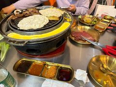 -胡悦里韩式烤肉(芝罘万达广场店)