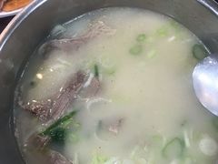 牛肉雪浓汤-神仙雪浓汤(明洞店)