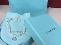 -Tiffany & Co.蒂芙尼
(广州太古汇店)