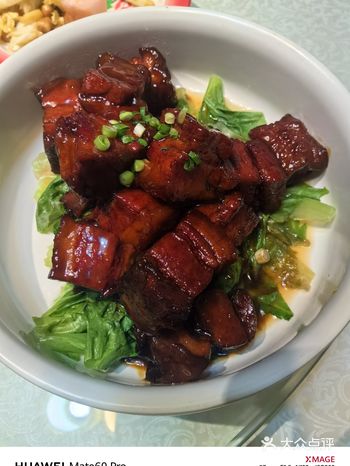 小城外婆肴私房菜（上地店）是一家位于北京海淀区上地的餐厅