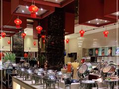 自助取餐区-昆明南亚风情园豪生大酒店-泰式国际海鲜自助餐厅