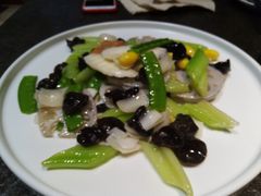 荷塘月色-蓝鲸(国浩路店)