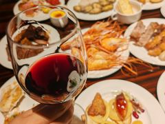 -广州万富希尔顿酒店·感趣自助餐厅·金秋蟹宴生蚝海鲜刺身