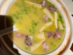 -成隆行·蟹王府(淮海店)