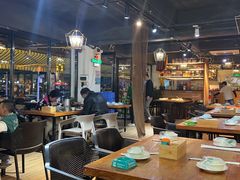 -湛江江记蚝莊烧烤工场(金海岸店)