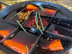 -正南齊北重庆老火锅(光华村直营店)