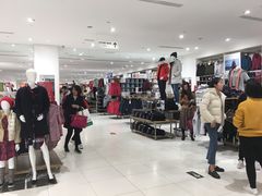 -优衣库(郑州二七万达广场店)