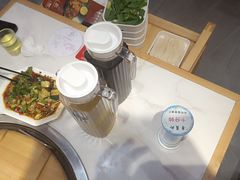 -鲁员外地锅鸡地锅鱼(龙湖江东天街店)