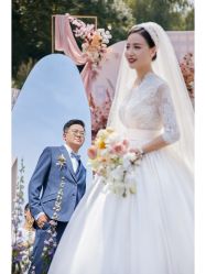 -MECCI婚礼摄影跟拍(红东方广场店)